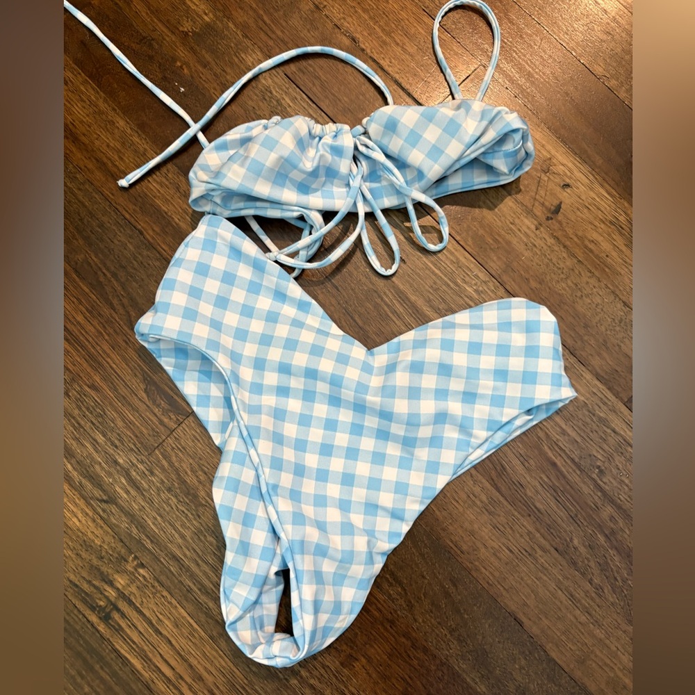 Skatie Demi Top and Melly Bottom, Kansas, S